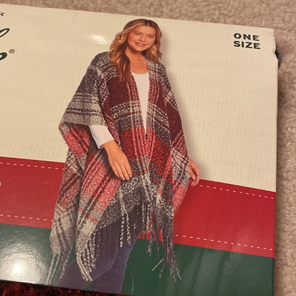 Woolrich Cozy Blanket Wrap - Picture 2 of 3